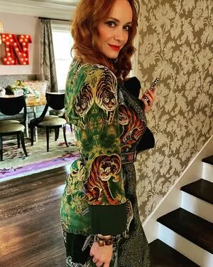 Christina Hendricks OnlyFans Leak 8URAOFGTet