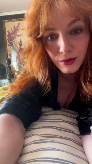 Christina Hendricks OnlyFans Leak IwvmROv0oF