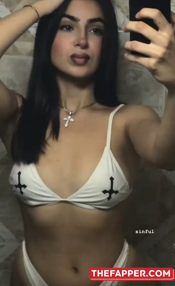 Claudiroxa  Onlyfans Leaked Nude Image #3I3A0N0N4T