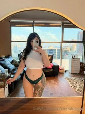 Cleoblossom Onlyfans Leaked Nude Image #9KkEwVKtI6