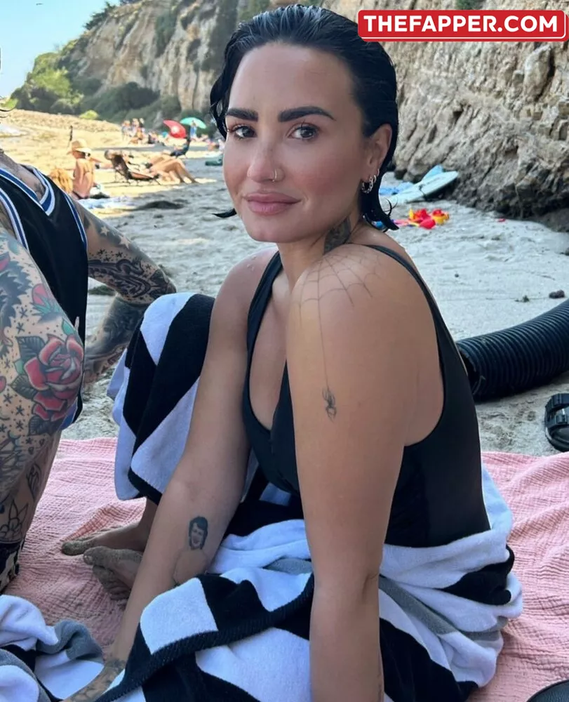 Demi Lovato  Onlyfans Leaked Nude Image #HgnDapMagD