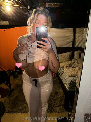 Destinycurley19 OnlyFans Leak JXhsuXluY7