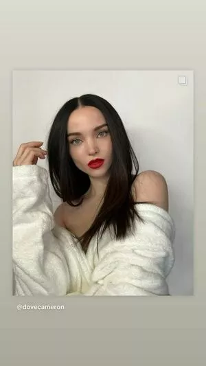 Dove Cameron OnlyFans Leak NLw6yQ7j1T