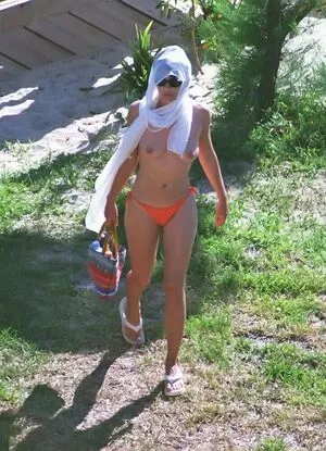 Elizabeth Hurley Onlyfans Leaked Nude Image #jAtZynLkqG