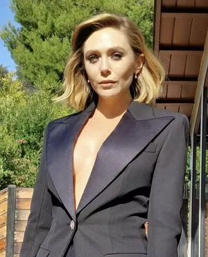 Elizabeth Olsen Onlyfans Leaked Nude Image #4jnXGfwP7y