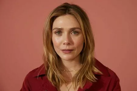 Elizabeth Olsen Onlyfans Leaked Nude Image #H2Nloemc1y