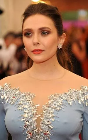 Elizabeth Olsen Onlyfans Leaked Nude Image #HotDmbURKZ