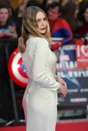 Elizabeth Olsen Onlyfans Leaked Nude Image #OTpnCBYTwU