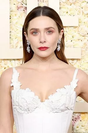 Elizabeth Olsen Onlyfans Leaked Nude Image #mN9fRTBmWt