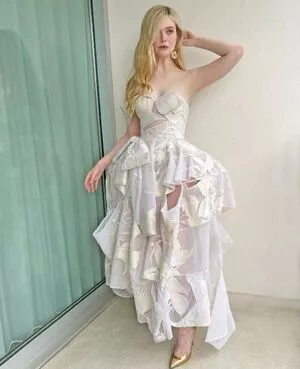 Elle Fanning Onlyfans Leaked Nude Image #07n8bcXlPh