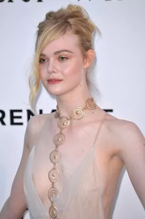 Elle Fanning Onlyfans Leaked Nude Image #3XgNoyL7MT