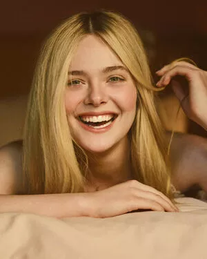 Elle Fanning Onlyfans Leaked Nude Image #3v8zhLVG1O