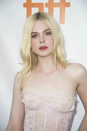 Elle Fanning Onlyfans Leaked Nude Image #7ESrD6SMDF