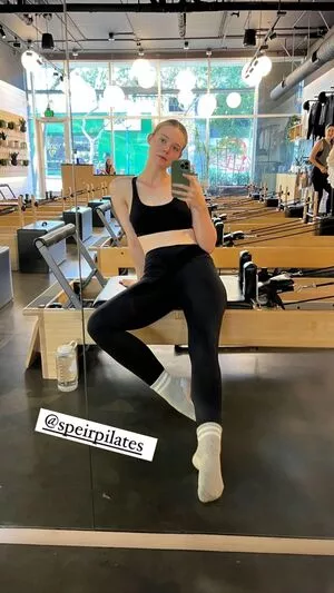 Elle Fanning Onlyfans Leaked Nude Image #9CuXISktip