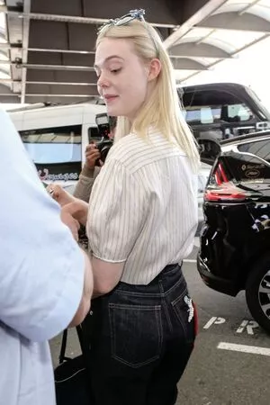 Elle Fanning Onlyfans Leaked Nude Image #9Z55H5o6VB