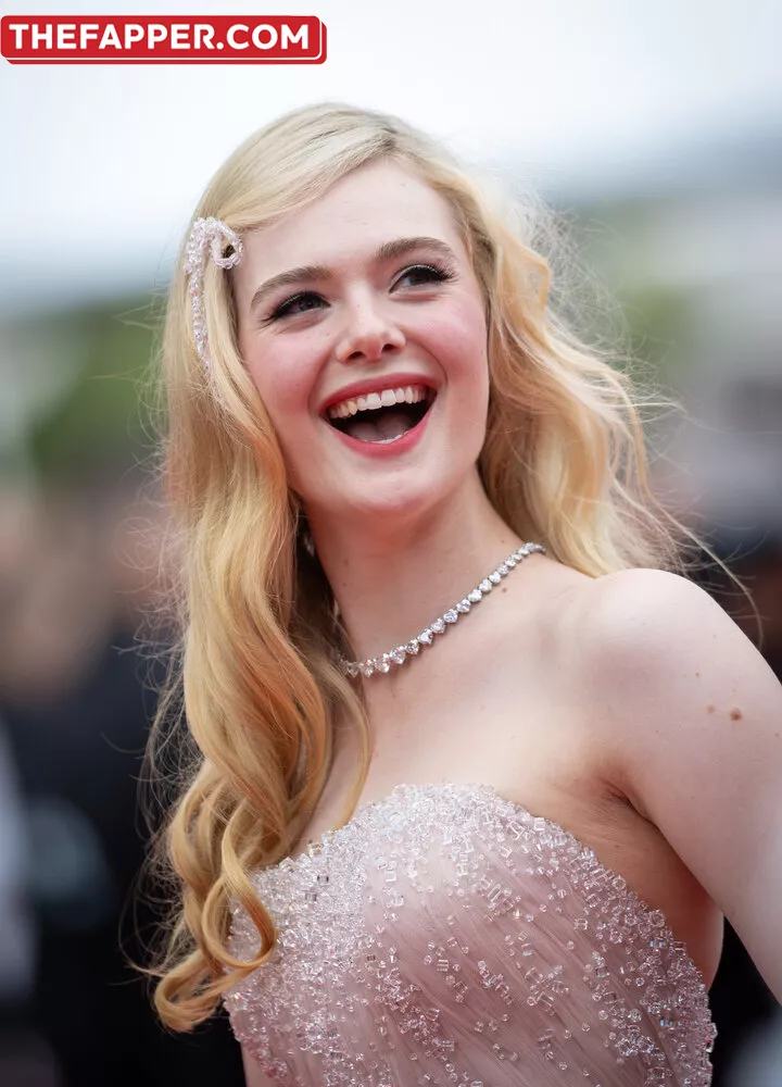 Elle Fanning  Onlyfans Leaked Nude Image #KAO3gh8UZ2