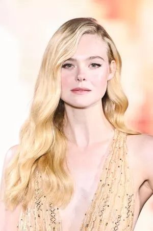 Elle Fanning Onlyfans Leaked Nude Image #RBJecC2K3L