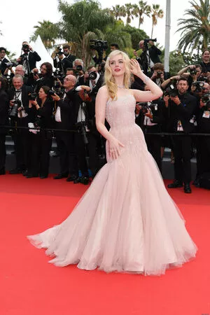 Elle Fanning Onlyfans Leaked Nude Image #VBK71crsGW