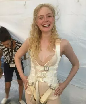 Elle Fanning Onlyfans Leaked Nude Image #XZZn5vu6Kk