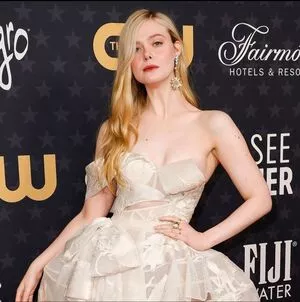 Elle Fanning Onlyfans Leaked Nude Image #Ypq485I5Nt