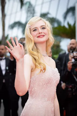 Elle Fanning Onlyfans Leaked Nude Image #ZYATrSPwnU