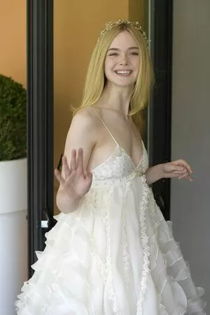 Elle Fanning Onlyfans Leaked Nude Image #nzgExgP47N