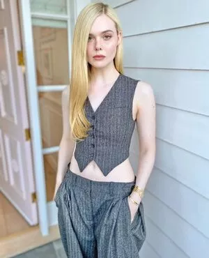 Elle Fanning Onlyfans Leaked Nude Image #oXCB51advy