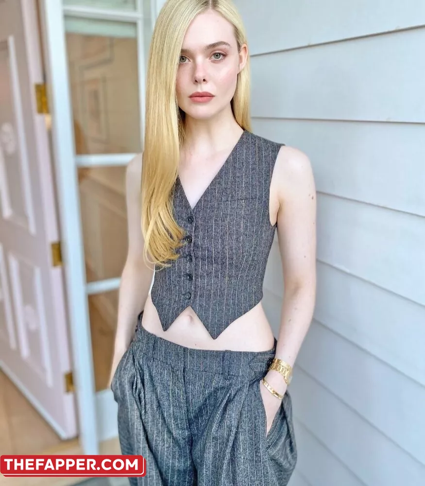 Elle Fanning  Onlyfans Leaked Nude Image #oXCB51advy