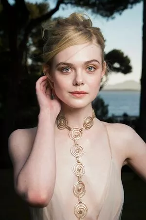 Elle Fanning Onlyfans Leaked Nude Image #rZK4PtPk2h