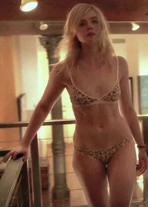 Elle Fanning Onlyfans Leaked Nude Image #scIkueEEPi