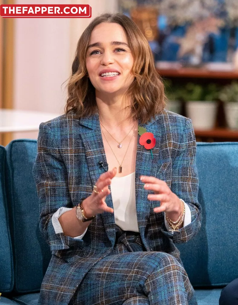 Emilia Clarke  Onlyfans Leaked Nude Image #0k348XZqQI