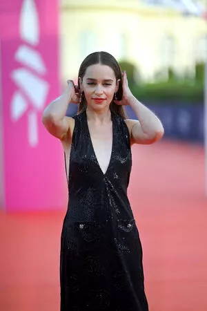 Emilia Clarke Onlyfans Leaked Nude Image #55VkmoxAjA