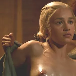 Emilia Clarke Onlyfans Leaked Nude Image #5jmi4SEWlU