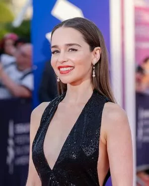 Emilia Clarke Onlyfans Leaked Nude Image #BY68UDLB3K