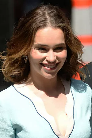 Emilia Clarke Onlyfans Leaked Nude Image #FyvE8Urq52