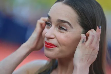 Emilia Clarke Onlyfans Leaked Nude Image #Gfm64u7Tvv