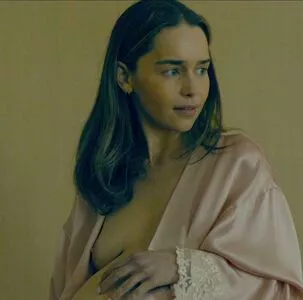 Emilia Clarke Onlyfans Leaked Nude Image #HEyuxBpXfv