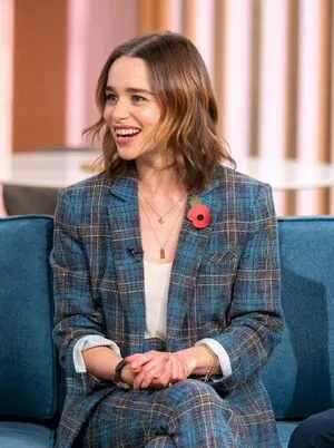 Emilia Clarke Onlyfans Leaked Nude Image #MVZd5Cqx0P