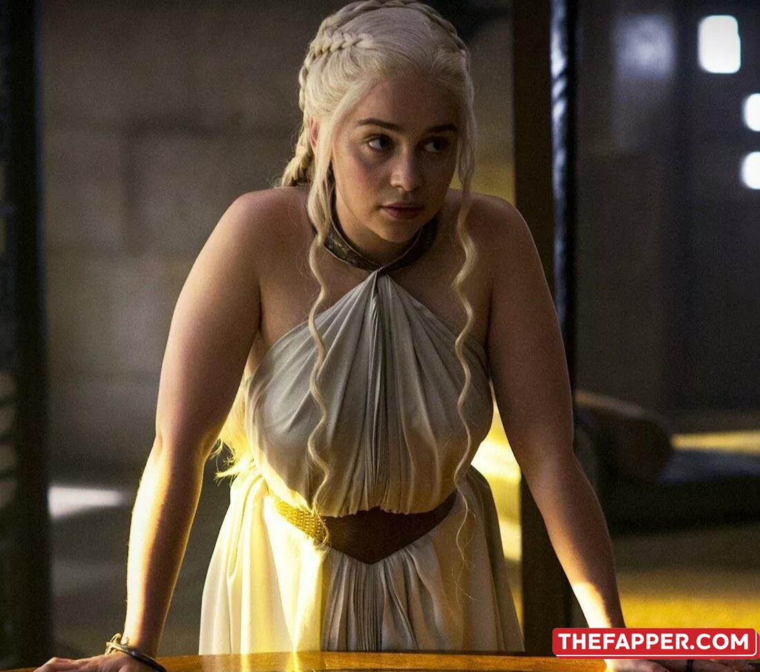 Emilia Clarke  Onlyfans Leaked Nude Image #NvZxdoLDN4