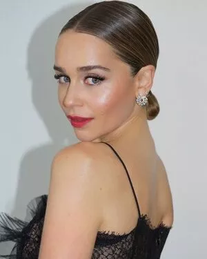 Emilia Clarke Onlyfans Leaked Nude Image #iV5BipBeTK