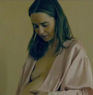 Emilia Clarke Onlyfans Leaked Nude Image #mk3oCa0hti