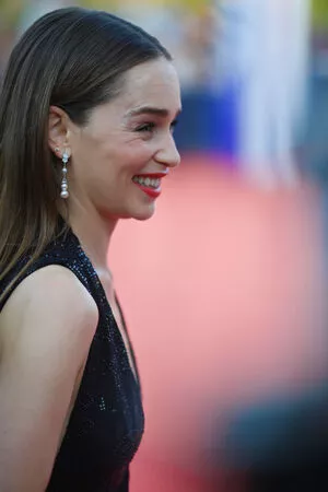 Emilia Clarke Onlyfans Leaked Nude Image #s0AN2o0cNf