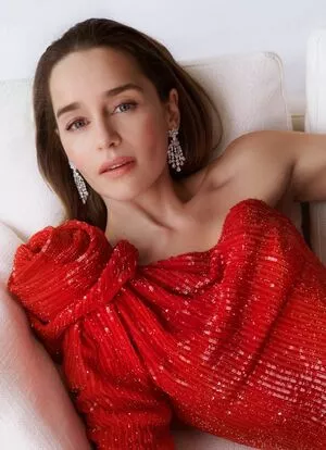 Emilia Clarke Onlyfans Leaked Nude Image #vz2iXddJc3