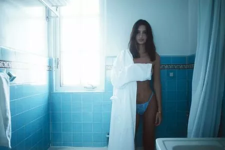 Emily Ratajkowski Onlyfans Leaked Nude Image #7y6RTnHUVN