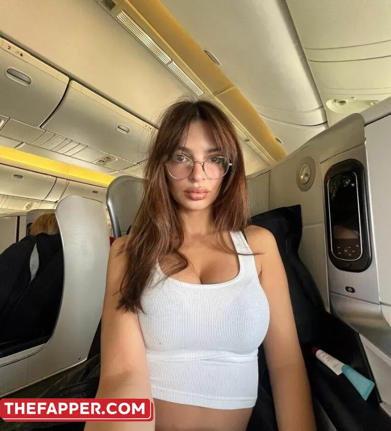 Emily Ratajkowski  Onlyfans Leaked Nude Image #Geymd2YuoE