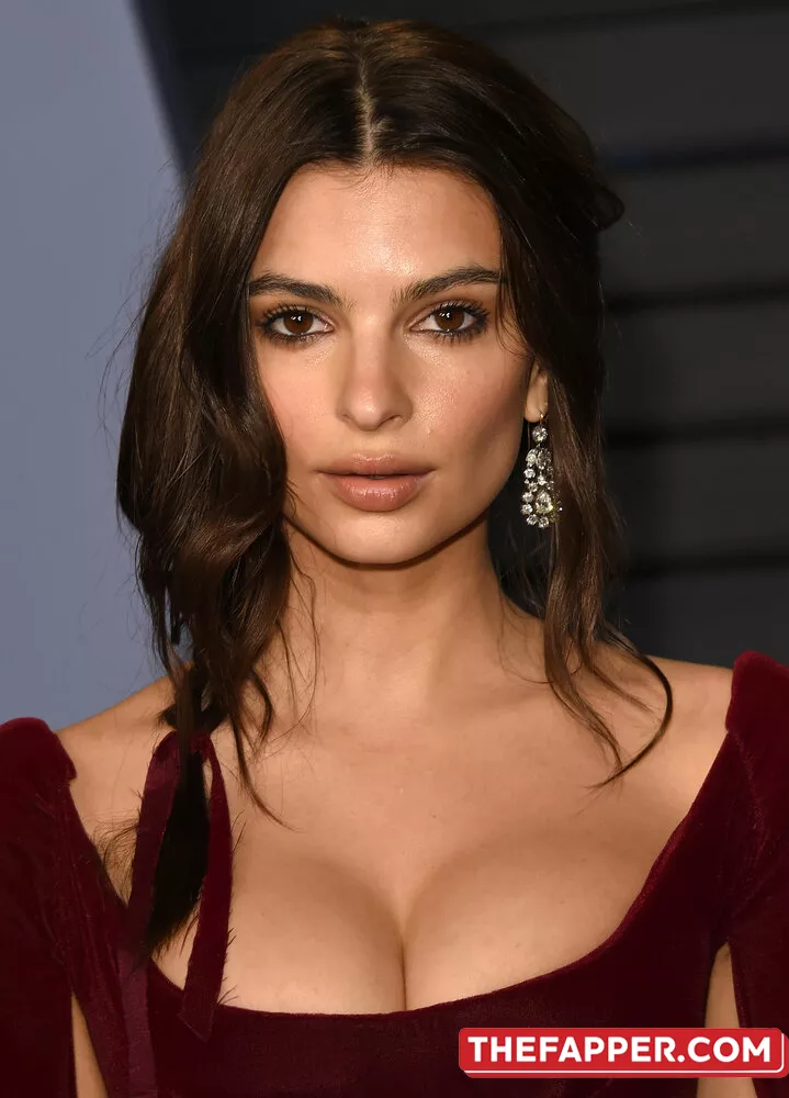 Emily Ratajkowski  Onlyfans Leaked Nude Image #IaekqNRF4D