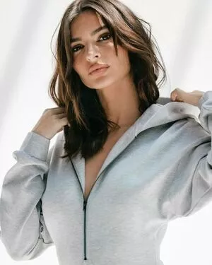 Emily Ratajkowski Onlyfans Leaked Nude Image #OQuy2L2sRF