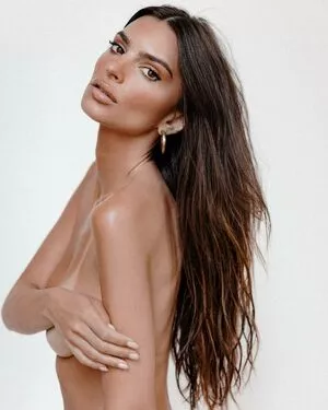 Emily Ratajkowski Onlyfans Leaked Nude Image #PtiPIaBNZF