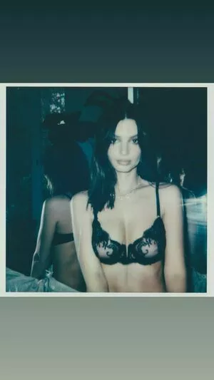 Emily Ratajkowski Onlyfans Leaked Nude Image #SxJkgnyIyD