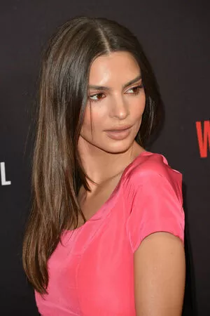 Emily Ratajkowski Onlyfans Leaked Nude Image #XFBx7Ipetl